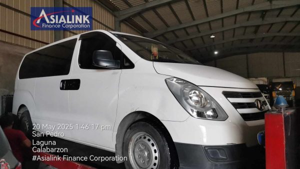 2017 HYUNDAI GRAND STAREX TOWED/NO KEY (ASIALINK) - Image 6