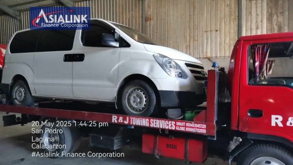 2017 HYUNDAI GRAND STAREX TOWED/NO KEY (ASIALINK) - Image 2