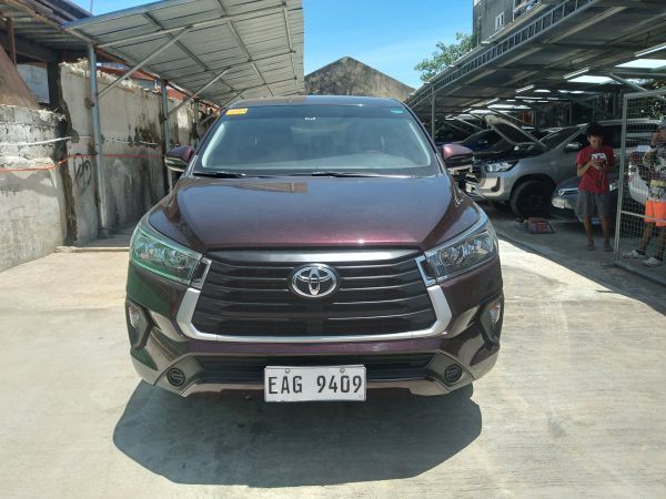 2024 TOYOTA INNOVA XE AT